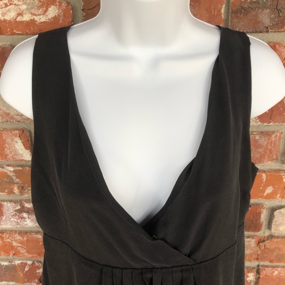 Kenneth Cole sleeveless black blouse size 8 - Picture 2 of 7